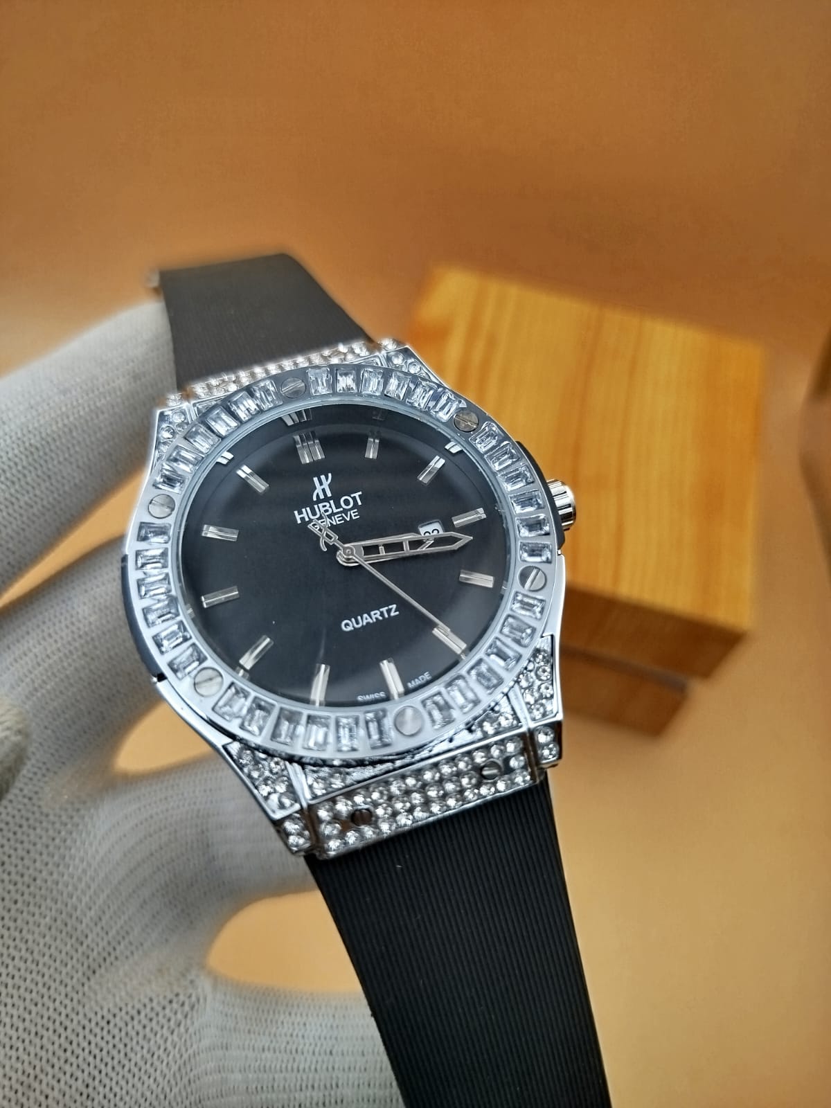 HUBLOT Classic Fusion Diamonds Watch